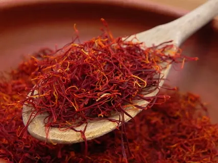 تصویر 2 از زعفران نگین قلم دار در بسته بندی مرتب و تازه